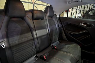 Mercedes CLA MERCEDES-BENZ  CLA 200 