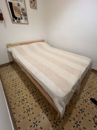 Cama doble LUFE 135 cm + colchón 