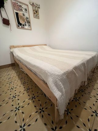 Cama doble LUFE 135 cm + colchón 