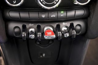 MINI Cooper   ONE 5 PUERTAS 