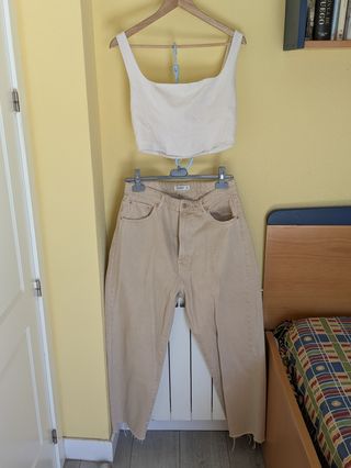 Conjunto Top Corsé y Pantalón Beige