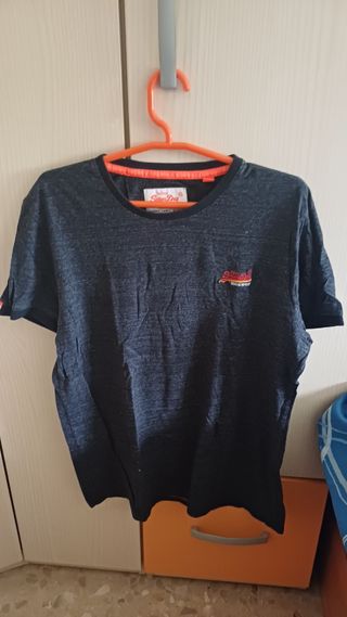 Camiseta Superdry Negra Manga Corta