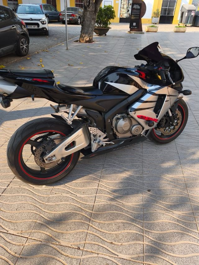 Honda CBR 600 RR