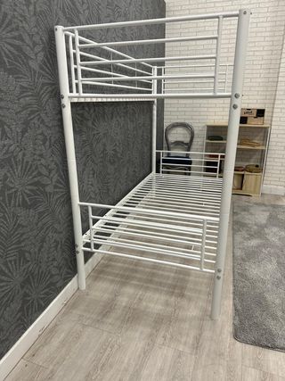 Litera Metálica: Resistencia y Estilo Nuevo
