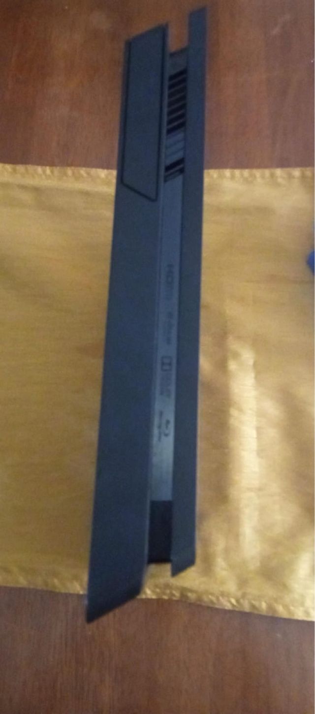 Ps4 Slim Nera + Giochi