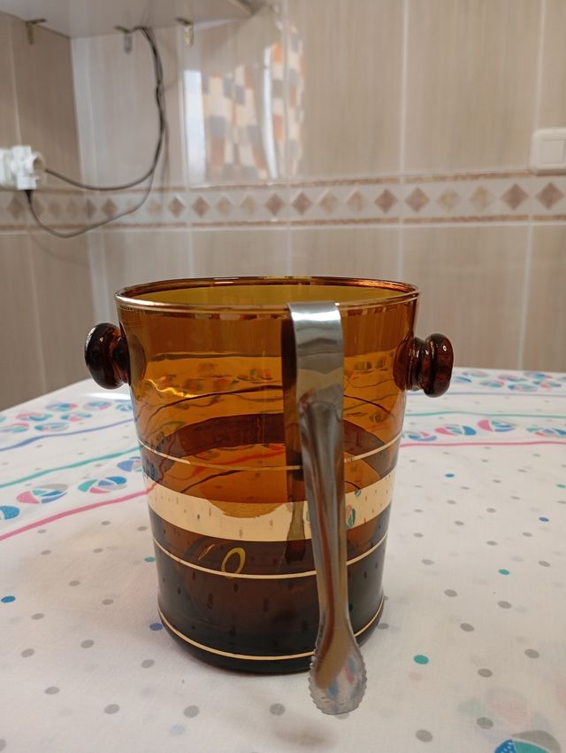 Conjuto 6 Vasos + Coctelera + Cubitera+copas coñac