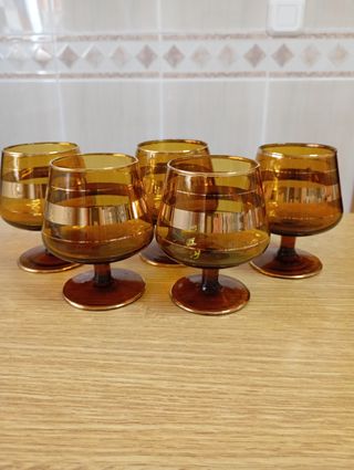 Conjuto 6 Vasos + Coctelera + Cubitera+copas coñac