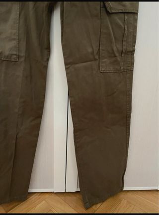Pantalones cargo verde oliva