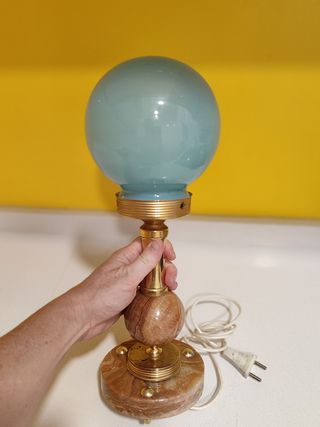 Lámpara de mesa vintage azul y dorada