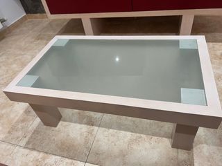 Mesa de centro de comedor de madera y cristal