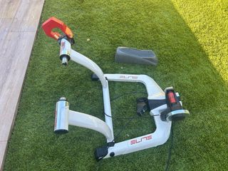 Rodillo de entrenamiento para bicicleta