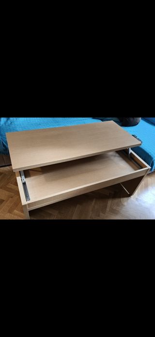 Mesa de centro elevable de madera