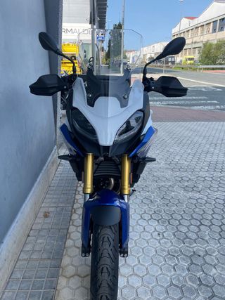 DASMOTO VENDE BMW F900XR TRICOLOR!