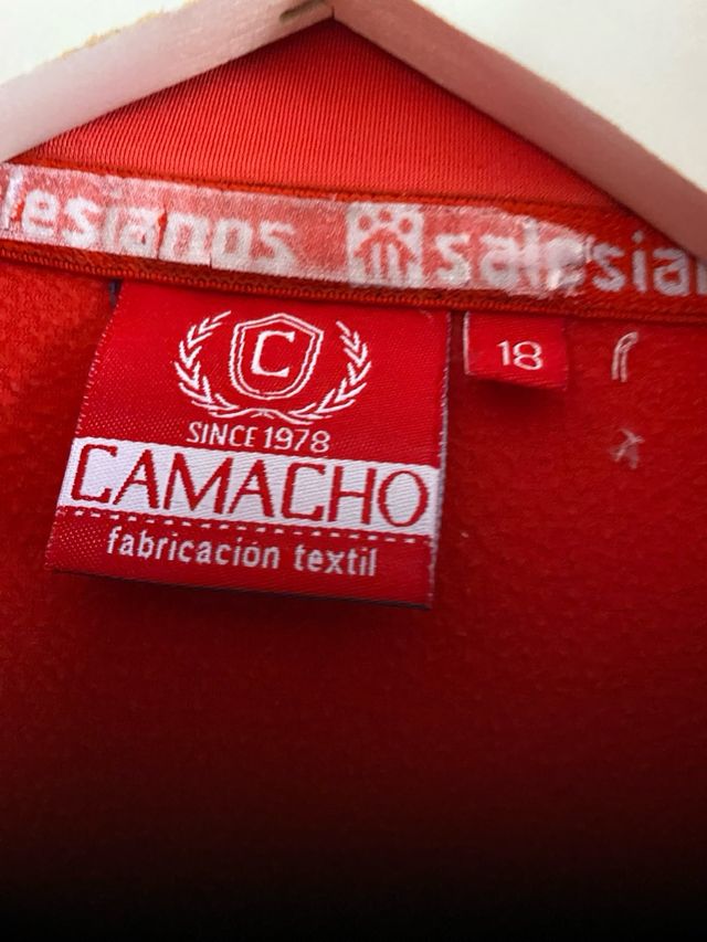 Chándal SalesianosTalla XL y camiseta regalo