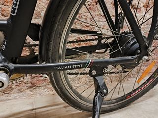 Bicicleta Eléctrica Apollo Negra BATERÍA NUEVA