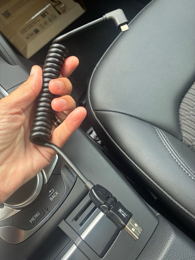 Cargador Coche Audi USB/Lightning iPhone