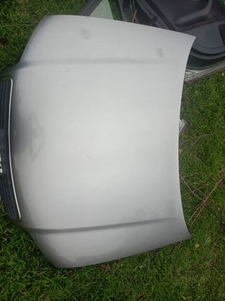 Capó Audi A4 2001