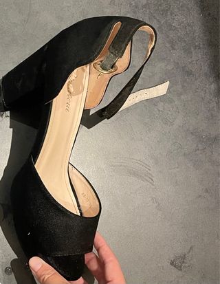 Tacones negros talla 38