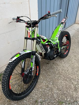 Vertigo Nitro Trial Moto