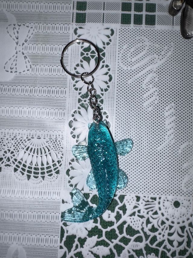 Portachiavi a forma di pesce blu