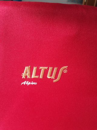 Mochila Portabebés Altius Alpino Roja