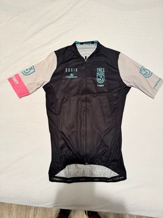 EQUIPACIÓN COMPLETA 