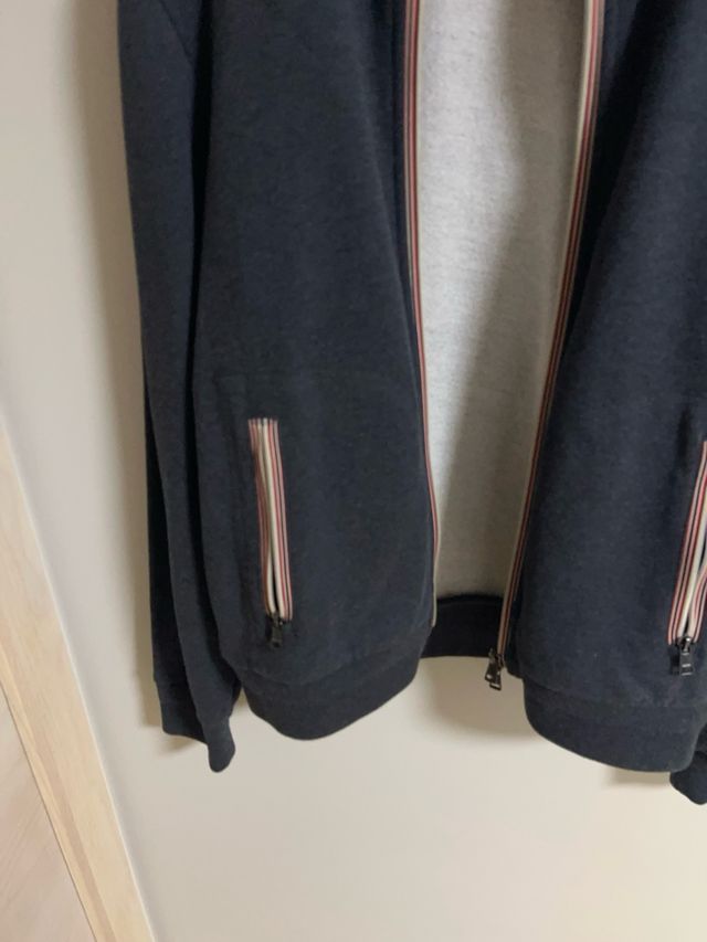 Chaqueta Moncler Gris Punto