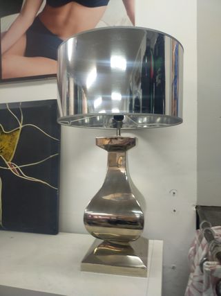 Lámpara de mesa grande salón