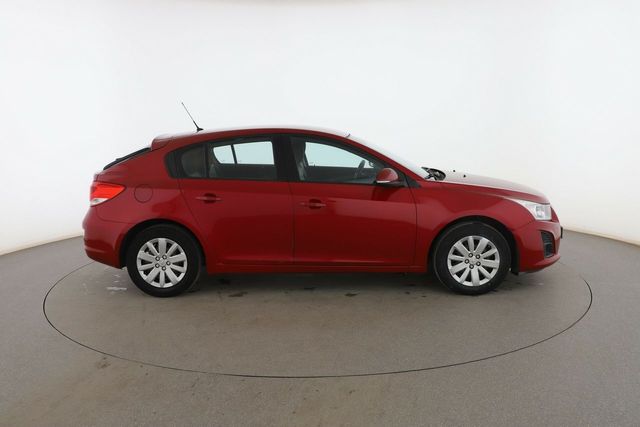 Chevrolet Cruze 1.6 LT