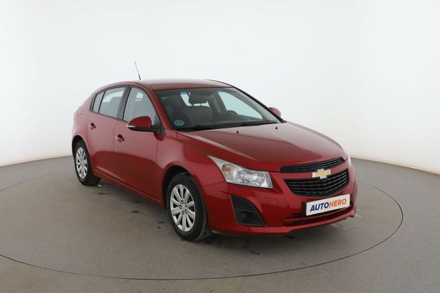 Chevrolet Cruze 1.6 LT