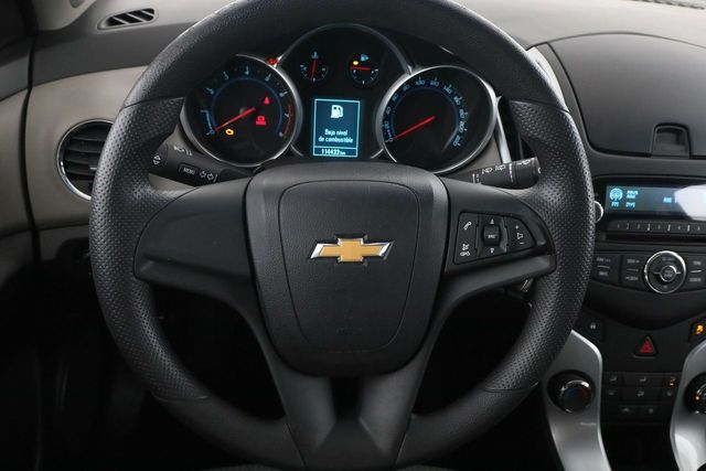 Chevrolet Cruze 1.6 LT