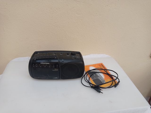 Radio Cassette Grundig RR 275