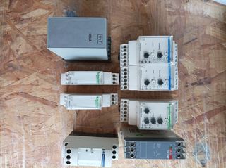 Lote 5 Relés Telemecanique Schneider ABB