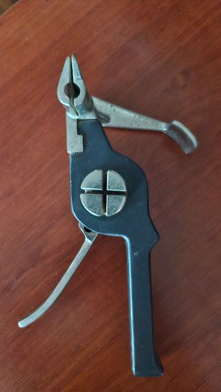 Herramienta para fleje de acero robusta