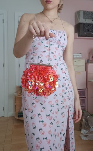 Bolso mini de fiesta de mano coral con lentejuelas