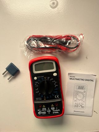 Kit Electrónica: Multímetro, Baterías y Componente