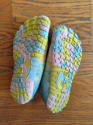 Zapatillas de agua talla 29