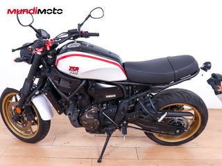 YAMAHA XSR 700 XTRIBUTE