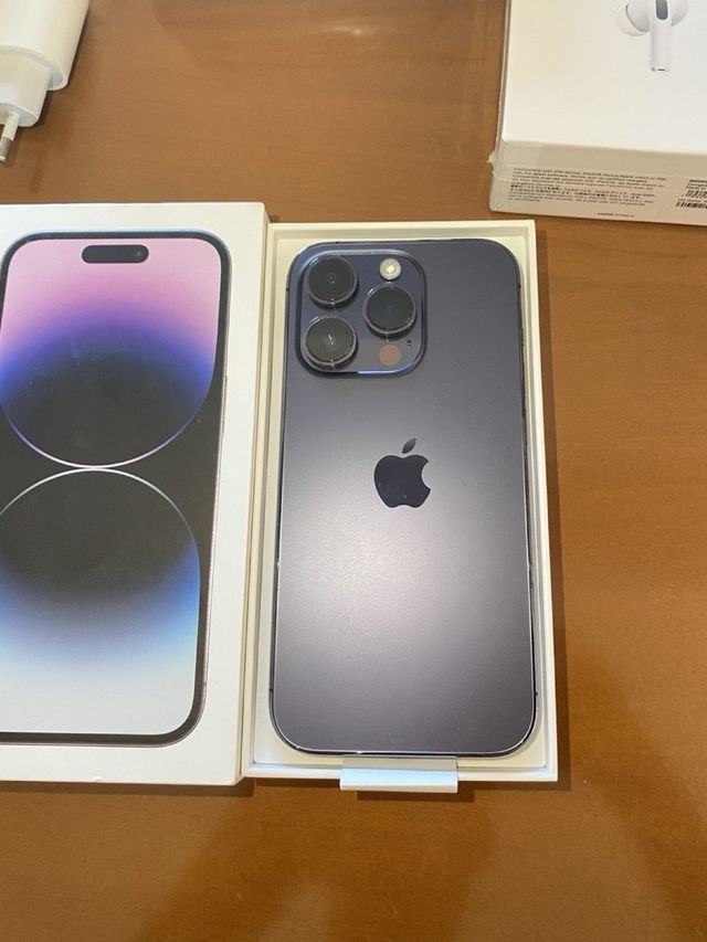 iPhone 14 Pro Space Gray/Violet