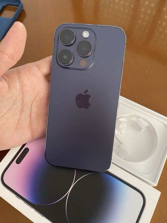 iPhone 14 Pro Space Gray/Violet