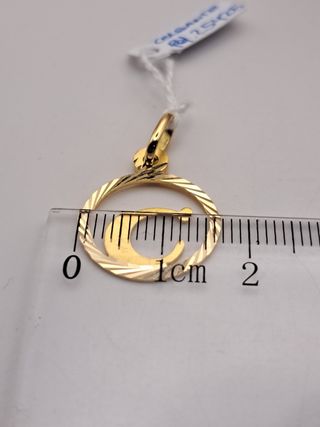 2 Colgantes Oro 18K Letra C y M