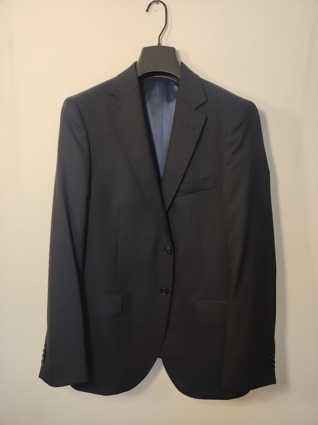 Americana de hombre azul marino de lana Woolmark.