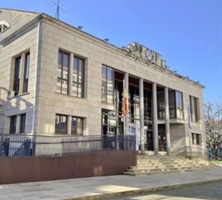 Alquiler plaza garaje frente Ayuntamiento