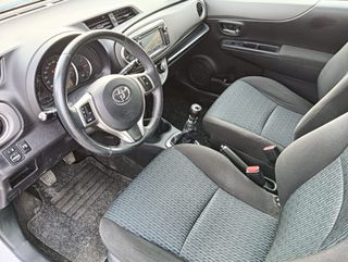 Toyota Yaris impecable