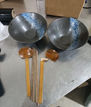 💰 - Ciotola per ramen in ceramica Sosayet con bacchette