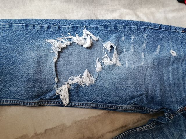 Vaqueros hombre desgastados azules talla 42