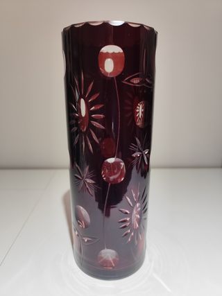 Jarrón Cristal Bohemia Rojo Tallado