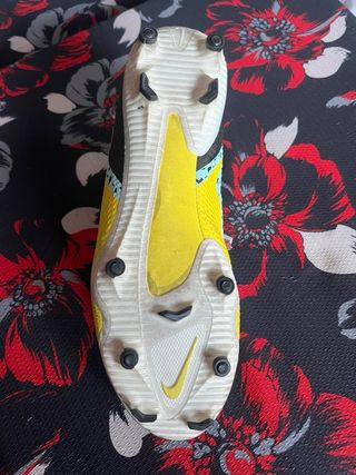 Botas de fútbol Nike Phantom