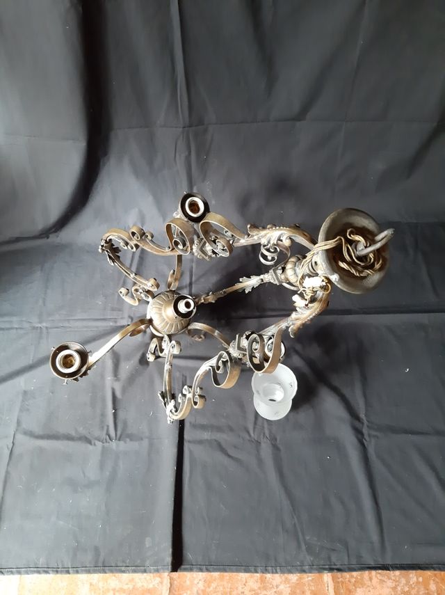 Lámpara de latón con 3 brazos