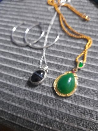 Lote de Joyería: Collar y Pendientes